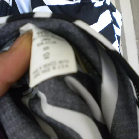 Lauren Ralph Lauren Separates Swimsuit Top Size 12 - Picture 6 of 6